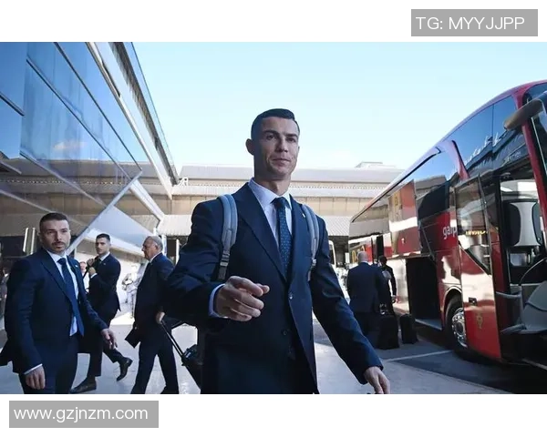 实况足球球星许愿C罗回归巅峰之路，挑战全球足球舞台