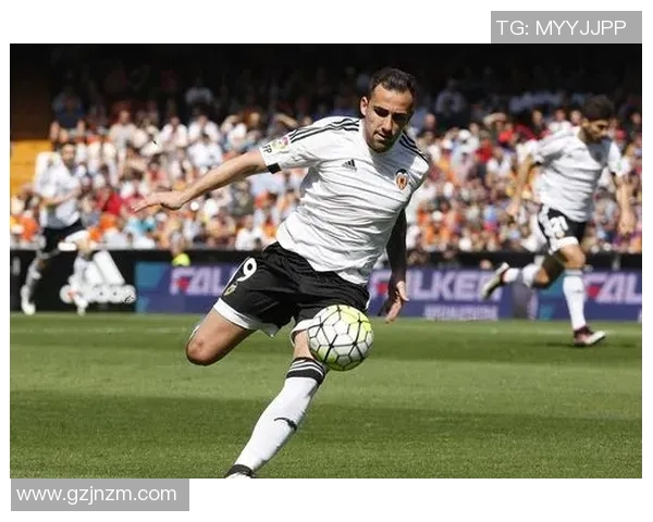 足坛篮坛颜值巅峰盘点那些实力与帅气并存的顶级球星 足坛篮坛颜值巅峰盘点那些实力与帅气并存的顶级球星